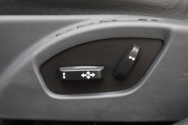 Volvo XC60 2.0 D4 FWD R-Design