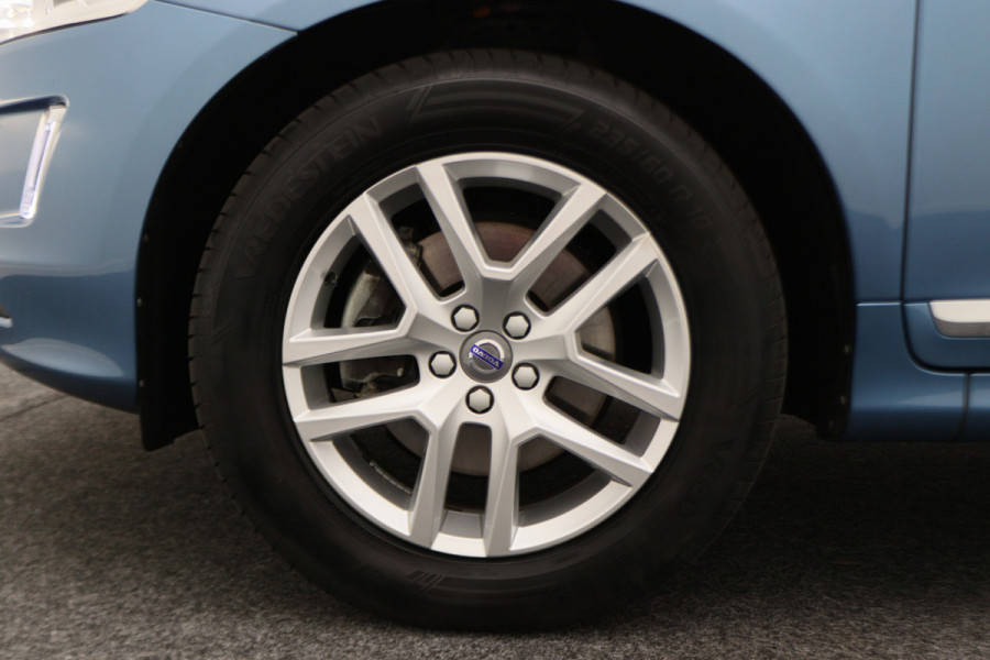 Volvo XC60 2.0 D4 FWD R-Design