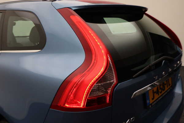 Volvo XC60 2.0 D4 FWD R-Design