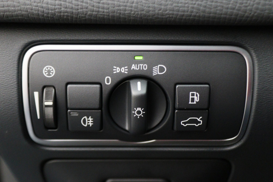 Volvo XC60 2.0 D4 FWD R-Design