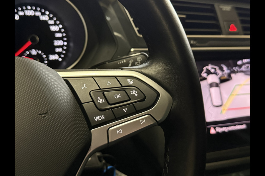 Volkswagen Tiguan 1.5 TSI Active | Apple Carplay | Stoel/Stuurverwarming | ACC | Camera