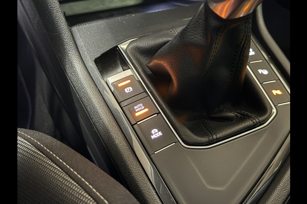 Volkswagen Tiguan 1.5 TSI Active | Apple Carplay | Stoel/Stuurverwarming | ACC | Camera