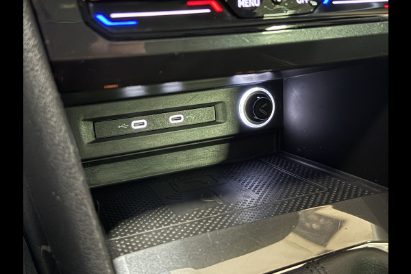 Volkswagen Tiguan 1.5 TSI Active | Apple Carplay | Stoel/Stuurverwarming | ACC | Camera