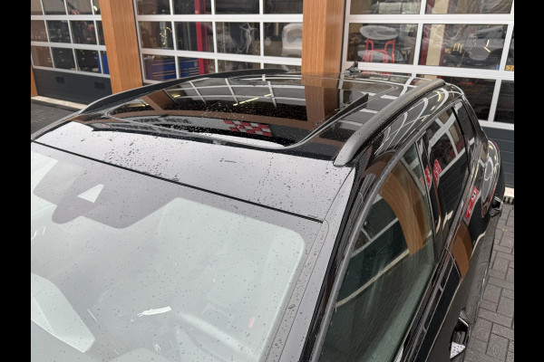 Audi Q4 e-tron 40 Launch edition S Competition 77 kWh | 2X S-Line | Panoramadak | Camera | Sonos |