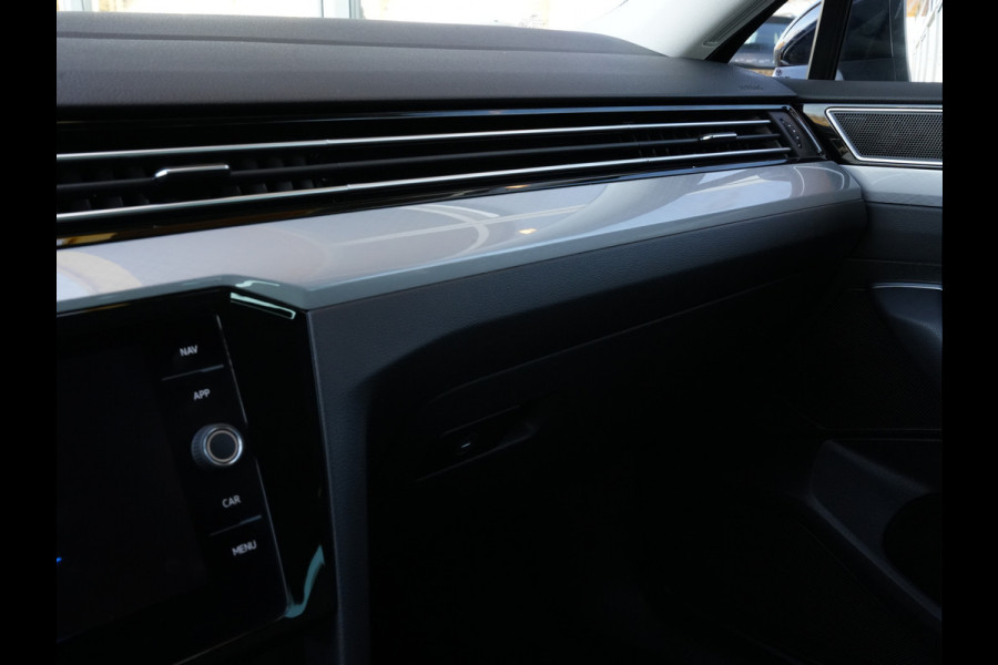 Volkswagen Passat Variant 1.5 TSI Business | Navigatie | Travel Assist | ACC | Climate Control | Android/Apple Carplay