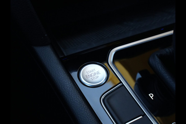 Volkswagen Passat Variant 1.5 TSI Business | Navigatie | Travel Assist | ACC | Climate Control | Android/Apple Carplay