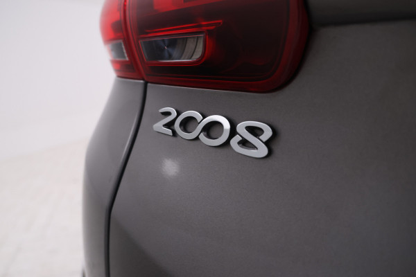 Peugeot 2008 1.2 PureTech Active Navigatie, Led, Climate .