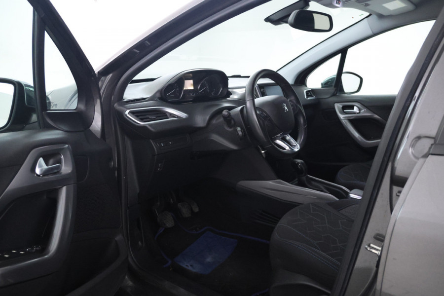 Peugeot 2008 1.2 PureTech Active Navigatie, Led, Climate .