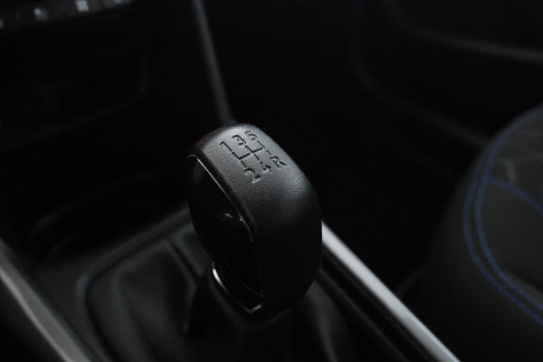 Peugeot 2008 1.2 PureTech Active Navigatie, Led, Climate .