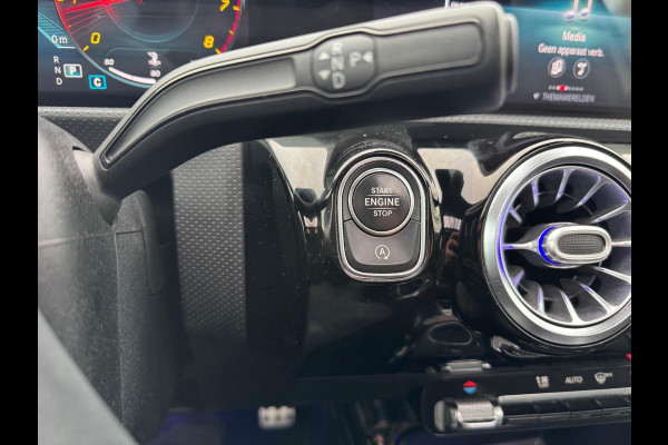 Mercedes-Benz A-Klasse AMG Pano | Sfeerverlichting | AUT | Camera