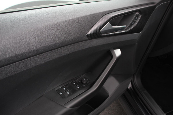 Volkswagen T-Cross 1.0 TSI 110pk DSG Life | Navigatie | Apple Carplay/Android Auto | Adaptive Cruise Control | Camera | Parkeersensoren | Stoelverwarming | Climatronic | Lane Assist