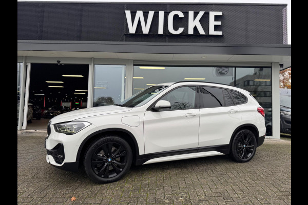 BMW X1 XDrive25e Executive AUT Camera Led Stoelver. Trekhaak