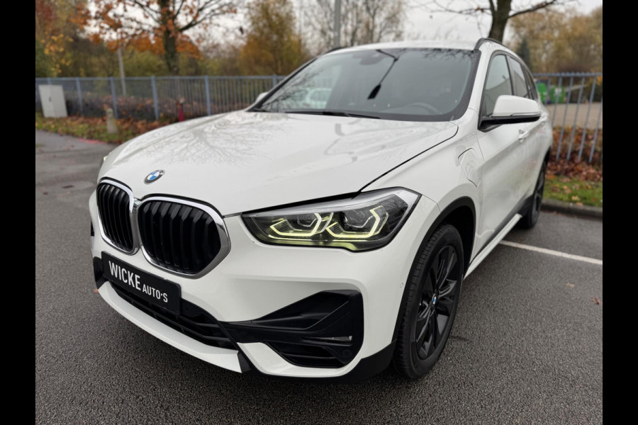 BMW X1 XDrive25e Executive AUT Camera Led Stoelver. Trekhaak