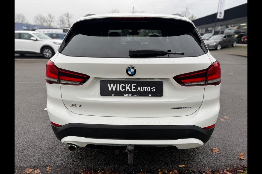 BMW X1 XDrive25e Executive AUT Camera Led Stoelver. Trekhaak