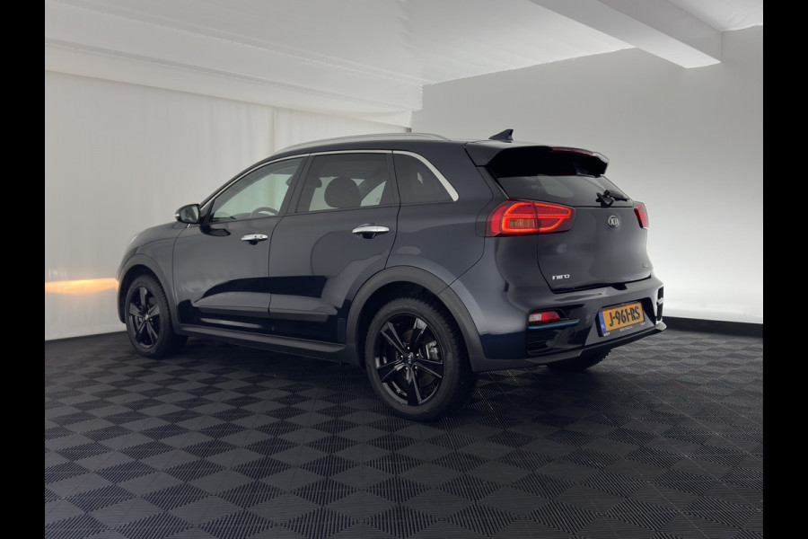 Kia e-Niro ExecutiveLine 64 kWh {SOH-89%}[ 3-Fase ] (INCL-BTW) Aut. *LUXURY-LEATHER | JBL-AUDIO | FULL-LED | NAVI-FULLMAP | DAB | ADAPTIVE-CRUISE | CAMERA | MEMORY-PACK | LANE-ASSIST | CCS-FASTLOADER | KEYLESS | DIGI-COCKPIT | 17"ALU*