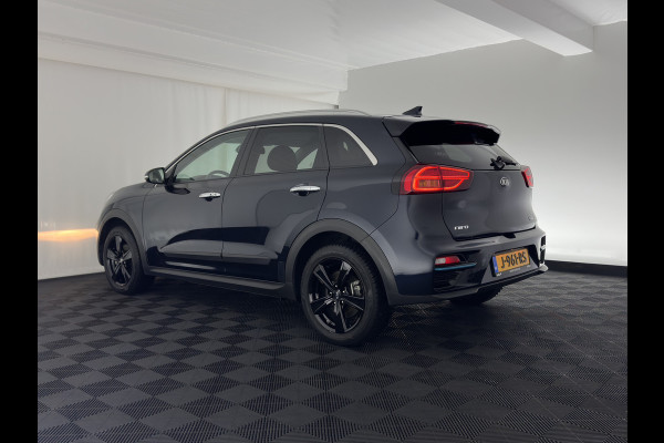 Kia e-Niro ExecutiveLine 64 kWh {SOH-89%}[ 3-Fase ] (INCL-BTW) Aut. *LUXURY-LEATHER | JBL-AUDIO | FULL-LED | NAVI-FULLMAP | DAB | ADAPTIVE-CRUISE | CAMERA | MEMORY-PACK | LANE-ASSIST | CCS-FASTLOADER | KEYLESS | DIGI-COCKPIT | 17"ALU*