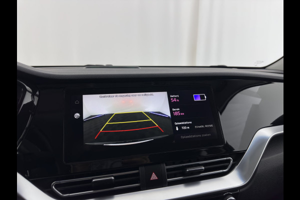 Kia e-Niro ExecutiveLine 64 kWh {SOH-89%}[ 3-Fase ] (INCL-BTW) Aut. *LUXURY-LEATHER | JBL-AUDIO | FULL-LED | NAVI-FULLMAP | DAB | ADAPTIVE-CRUISE | CAMERA | MEMORY-PACK | LANE-ASSIST | CCS-FASTLOADER | KEYLESS | DIGI-COCKPIT | 17"ALU*