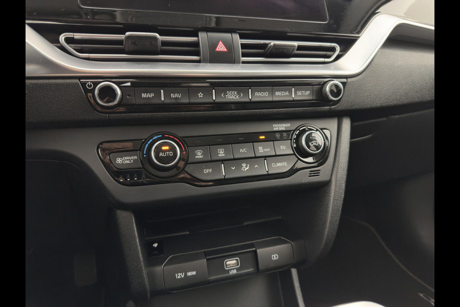 Kia e-Niro ExecutiveLine 64 kWh {SOH-89%}[ 3-Fase ] (INCL-BTW) Aut. *LUXURY-LEATHER | JBL-AUDIO | FULL-LED | NAVI-FULLMAP | DAB | ADAPTIVE-CRUISE | CAMERA | MEMORY-PACK | LANE-ASSIST | CCS-FASTLOADER | KEYLESS | DIGI-COCKPIT | 17"ALU*