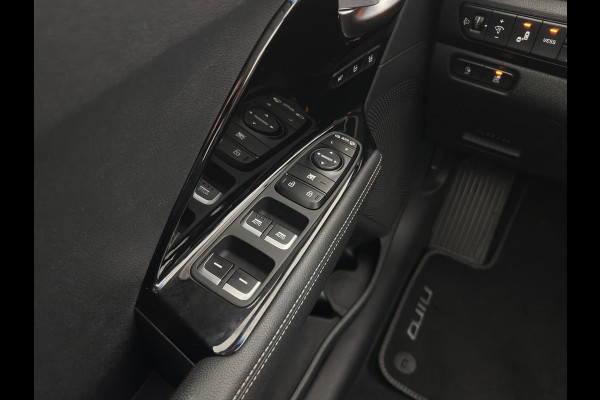 Kia e-Niro ExecutiveLine 64 kWh {SOH-89%}[ 3-Fase ] (INCL-BTW) Aut. *LUXURY-LEATHER | JBL-AUDIO | FULL-LED | NAVI-FULLMAP | DAB | ADAPTIVE-CRUISE | CAMERA | MEMORY-PACK | LANE-ASSIST | CCS-FASTLOADER | KEYLESS | DIGI-COCKPIT | 17"ALU*