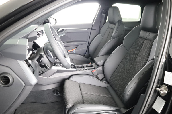 Audi A3 Sportback 40 TFSI e S edition 204pk | Verlengde garantie | Parkeercamera | Adaptieve cruise controle | Optiek pakket zwart Plus | Extra getint glas