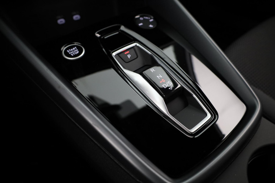 Audi A3 Sportback 40 TFSI e S edition 204pk | Verlengde garantie | Parkeercamera | Adaptieve cruise controle | Optiek pakket zwart Plus | Extra getint glas