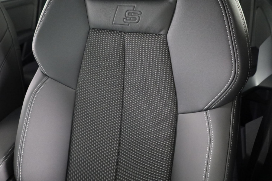 Audi A3 Sportback 40 TFSI e S edition 204pk | Verlengde garantie | Parkeercamera | Adaptieve cruise controle | Optiek pakket zwart Plus | Extra getint glas