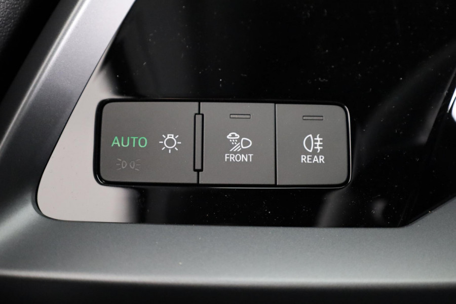 Audi A3 Sportback 40 TFSI e S edition 204pk | Verlengde garantie | Parkeercamera | Adaptieve cruise controle | Optiek pakket zwart Plus | Extra getint glas