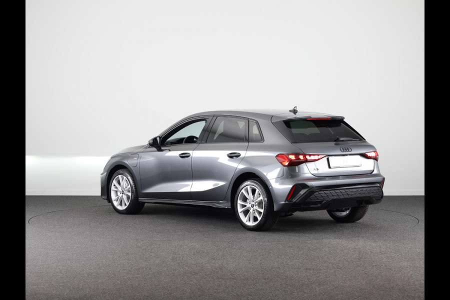 Audi A3 Sportback 40 TFSI e S edition 204pk | Verlengde garantie | Parkeercamera | Adaptieve cruise controle | Optiek pakket zwart Plus | Extra getint glas