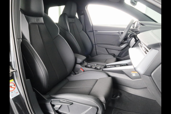 Audi A3 Sportback 40 TFSI e S edition 204pk | Verlengde garantie | Parkeercamera | Adaptieve cruise controle | Optiek pakket zwart Plus | Extra getint glas