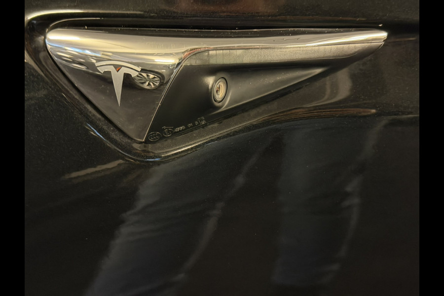 Tesla Model S 75D BASE // NL-AUTO // PANO // LUCHTVERING