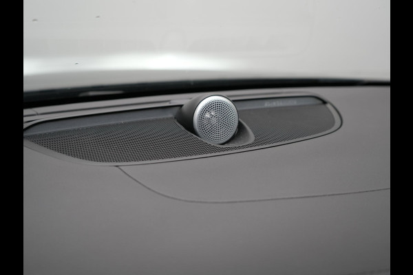 Volvo S60 Recharge T8 AWD R-Design Plug in Hybrid 391pk Black Dealer O.H PHEV | Schuifdak | Bowers & Wilkins | Head Up | Adaptive Cruise | 360 Camera | Luxe Lederen Sportstoelen Massage & Memory | 19"L.M | Keyless | Navigatie |