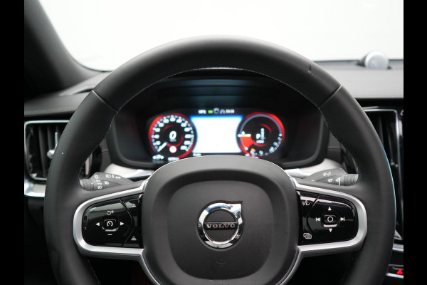 Volvo S60 Recharge T8 AWD R-Design Plug in Hybrid 391pk Black Dealer O.H PHEV | Schuifdak | Bowers & Wilkins | Head Up | Adaptive Cruise | 360 Camera | Luxe Lederen Sportstoelen Massage & Memory | 19"L.M | Keyless | Navigatie |
