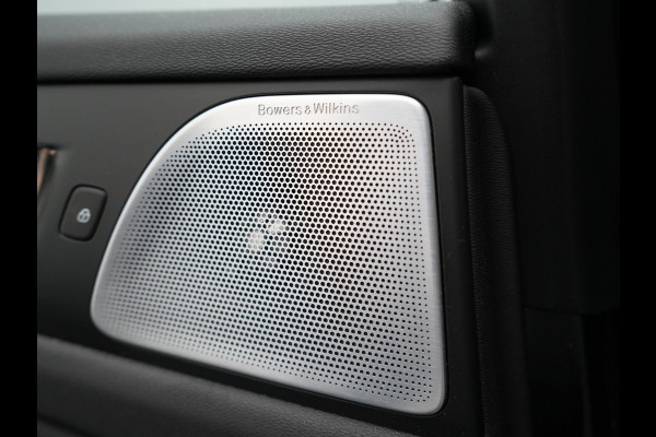 Volvo S60 Recharge T8 AWD R-Design Plug in Hybrid 391pk Black Dealer O.H PHEV | Schuifdak | Bowers & Wilkins | Head Up | Adaptive Cruise | 360 Camera | Luxe Lederen Sportstoelen Massage & Memory | 19"L.M | Keyless | Navigatie |