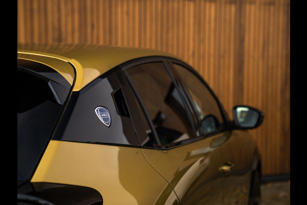 Lancia Ypsilon 1.2 Turbo Hybrid LX 110pk | Camera | Adapt. cruise | Velours interieur | SALA