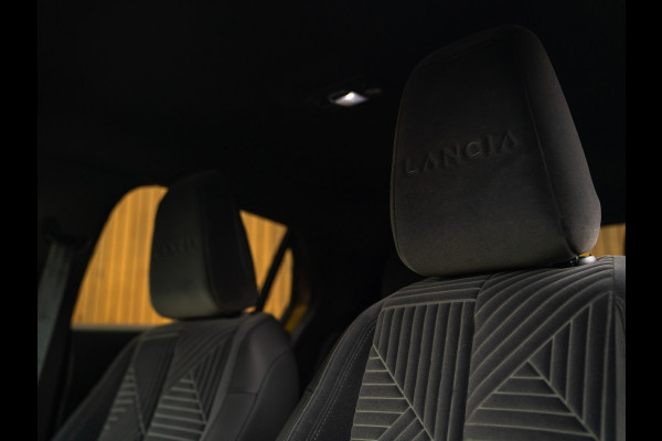 Lancia Ypsilon 1.2 Turbo Hybrid LX 110pk | Camera | Adapt. cruise | Velours interieur | SALA