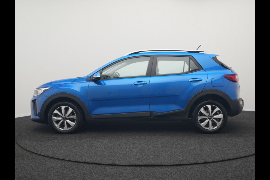 Kia Stonic 1.0 T-GDi MHEV DynamicLine 101pk Dealer O.H. | Apple Carplay | Stoelen & Stuur Verwarmd | Cruise Control | DAB | Pilot Assist |