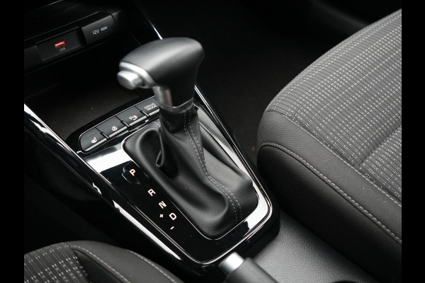 Kia Stonic 1.0 T-GDi MHEV DynamicLine 101pk Dealer O.H. | Apple Carplay | Stoelen & Stuur Verwarmd | Cruise Control | DAB | Pilot Assist |