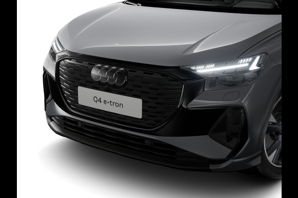 Audi Q4 e-tron 45 quattro S edition Competition 82 kWh 286pk | Assistentiepakket plus | Panoramadak | Optiek pakket zwart plus | Ambient verlichting | Dodehoek detectie | Privacy glas |