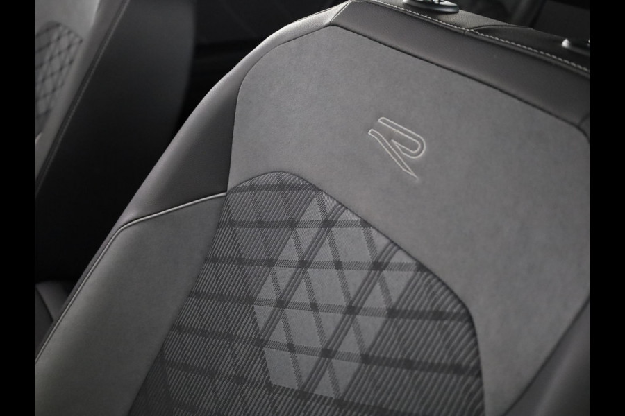 Volkswagen Tiguan Allspace 1.5 TSI R-Line Business 150PK | Automaat (DSG) | Wegklapbare trekhaak | Panoramadak