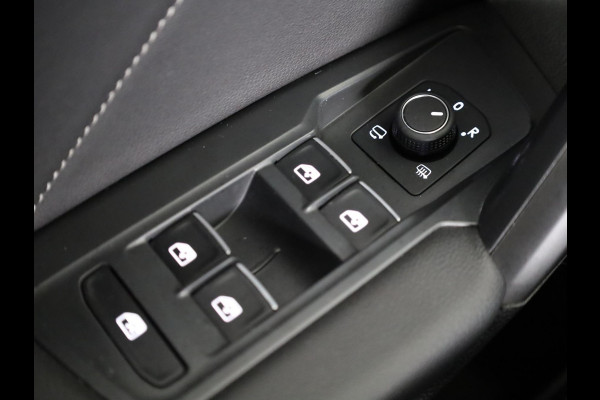 Volkswagen Tiguan Allspace 1.5 TSI R-Line Business 150PK | Automaat (DSG) | Wegklapbare trekhaak | Panoramadak