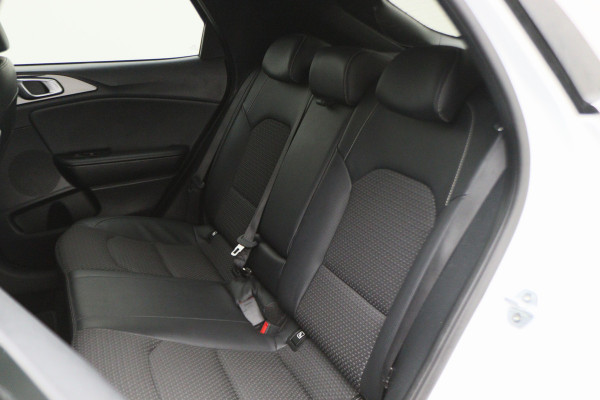 Kia Xceed 1.4 T-GDi DynamicPlusLine Climate, ACC, Camera, Verwarmde Stoel/Stuur, Apple Carplay, Trekhaak, 18''