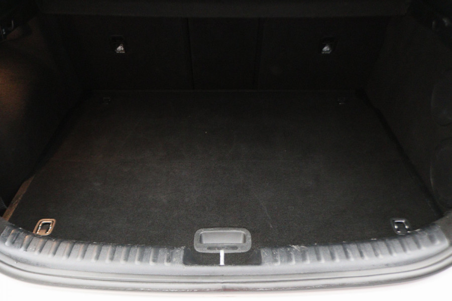 Kia Xceed 1.4 T-GDi DynamicPlusLine Climate, ACC, Camera, Verwarmde Stoel/Stuur, Apple Carplay, Trekhaak, 18''