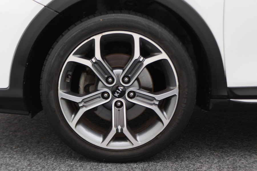 Kia Xceed 1.4 T-GDi DynamicPlusLine Climate, ACC, Camera, Verwarmde Stoel/Stuur, Apple Carplay, Trekhaak, 18''