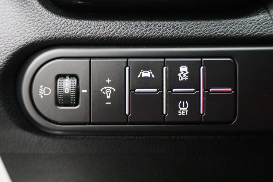 Kia Xceed 1.4 T-GDi DynamicPlusLine Climate, ACC, Camera, Verwarmde Stoel/Stuur, Apple Carplay, Trekhaak, 18''