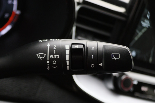 Kia Xceed 1.4 T-GDi DynamicPlusLine Climate, ACC, Camera, Verwarmde Stoel/Stuur, Apple Carplay, Trekhaak, 18''