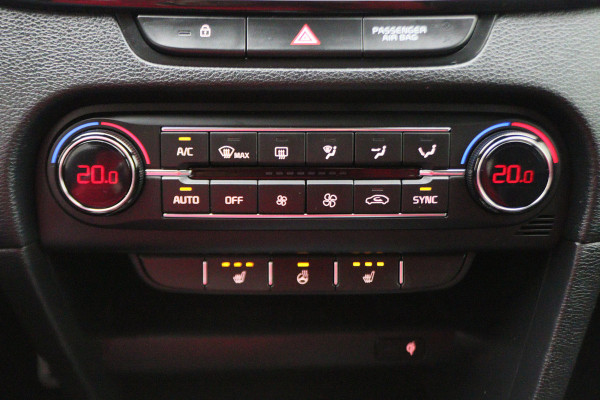 Kia Xceed 1.4 T-GDi DynamicPlusLine Climate, ACC, Camera, Verwarmde Stoel/Stuur, Apple Carplay, Trekhaak, 18''