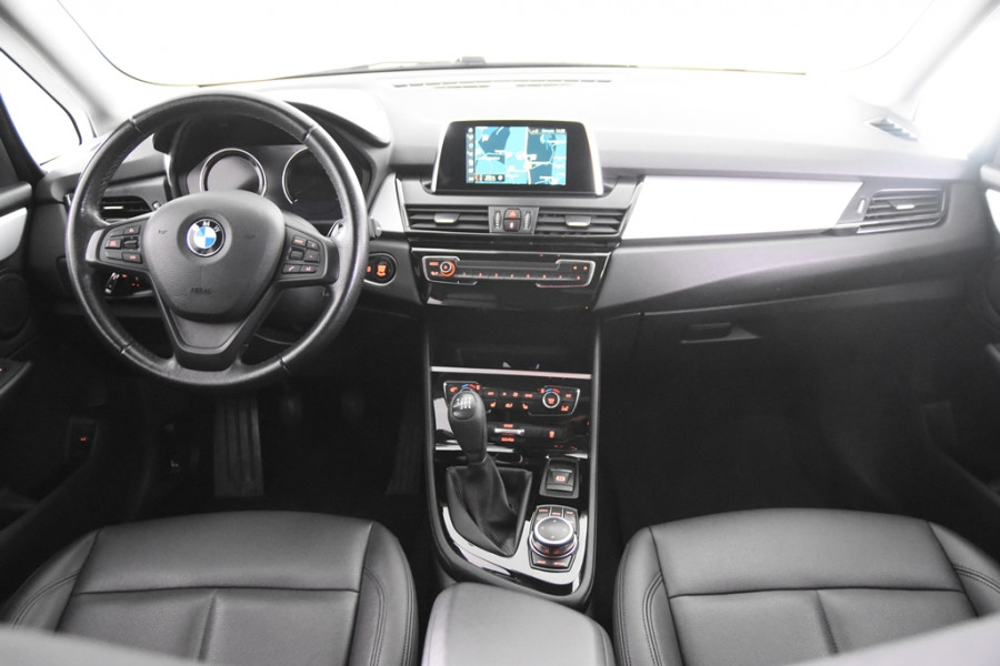 BMW 2 Serie Gran Tourer 218i High Executive *Leer*Navigatie*Parkassist*Stoelverwarming*