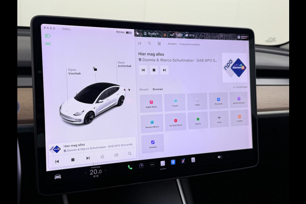 Tesla Model 3 RWD SR+ 60kWh 325PK Lmv 18" AutoPilot Leder PanoDak Adaptive-Cruise Lmv Camera's Elektr.-Stuur+Stoelen+Spiegels+Geheugen+Easy-En Navi LED Comfortstoelen ACC DAB Keyless en Voorverwarmen interieur via App One-Pedal-Drive Origineel Nederlandse auto tot 11kw laden thuis! Garantie Accu tot 10-12-2027 max 160.000km 1.584kg licht!