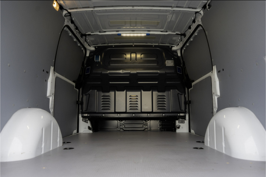 Mercedes-Benz Vito 114 CDI Lang | Automaat | ILS | Camera | CarPlay | Navi | Climate | Zijschuifdeur R+L | Cruise | PDC | Euro 6