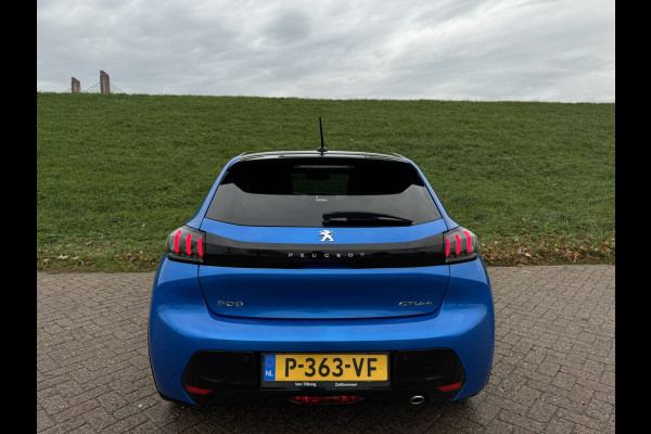 Peugeot 208 1.2 PureTech GT-Line Pano | Stoelverwarming | Apple Carplay | Achteruitrij Camera